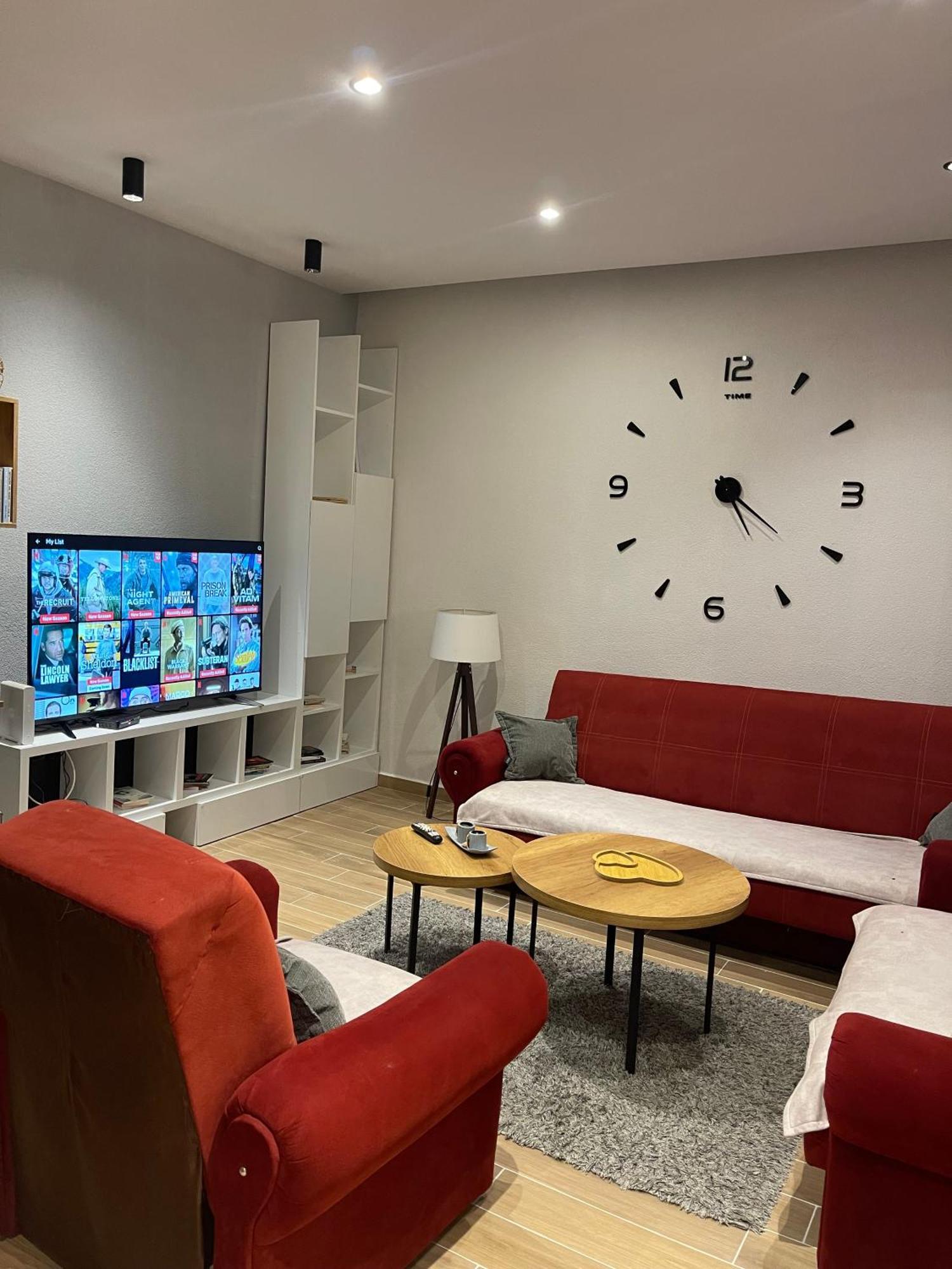 Ora-Prn,Cosy Apartment In The City Center Приштина Екстер'єр фото