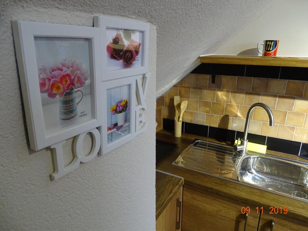 Ora-Prn,Cosy Apartment In The City Center Приштина Екстер'єр фото